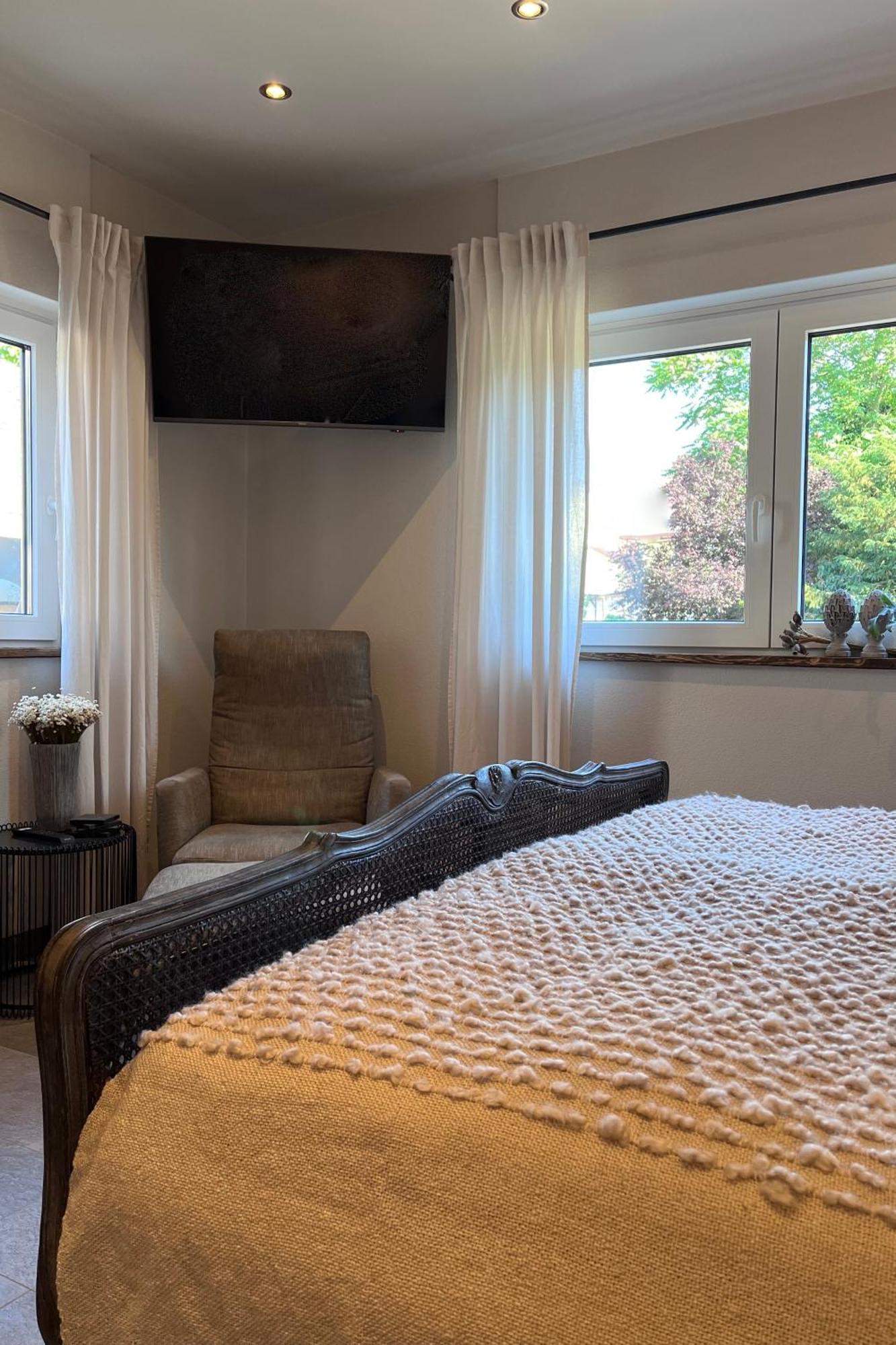 Ferienwohnung Seckenheim - Stilvoll Uebernachten Zwischen Mannheim Und Heidelberg Ideal Fuer Kurztrips Экстерьер фото